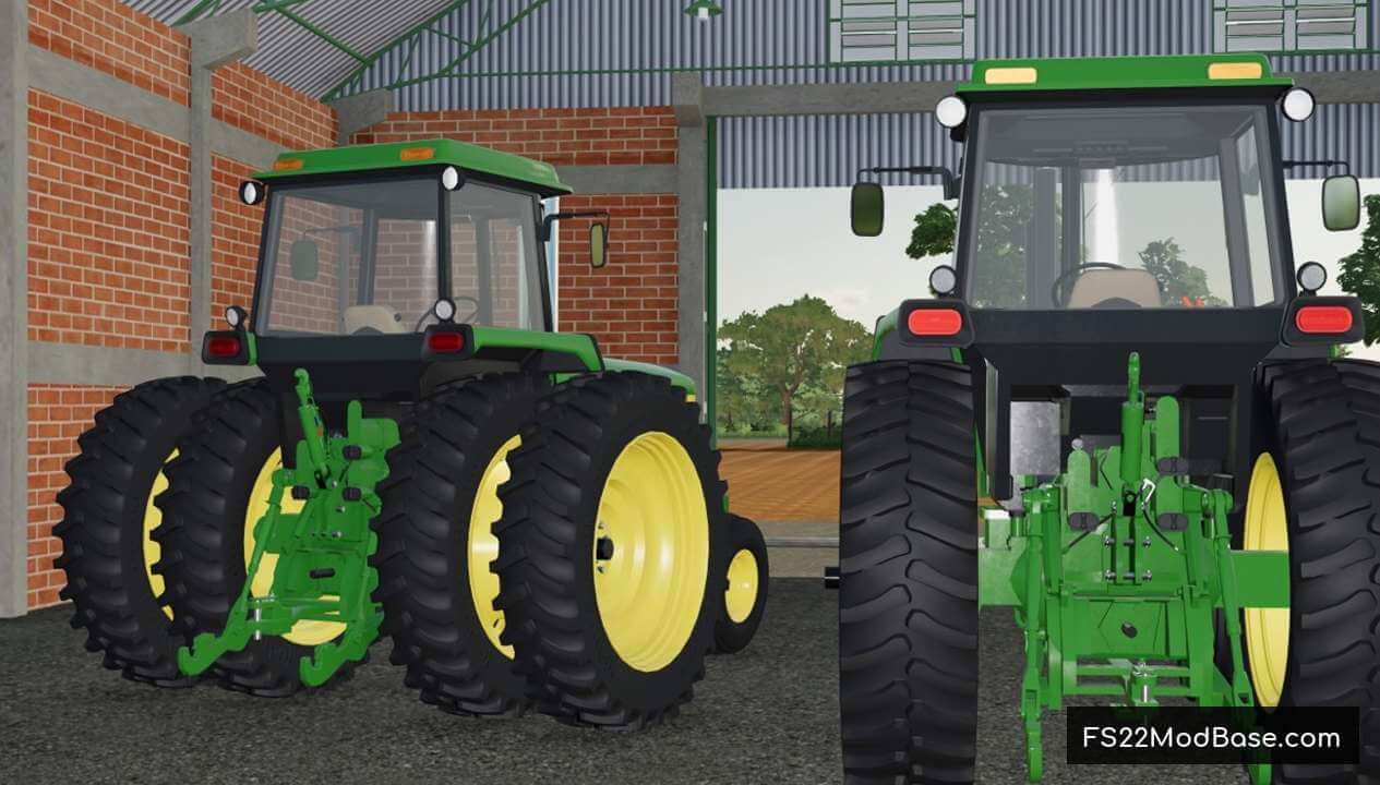 John Deere 4440