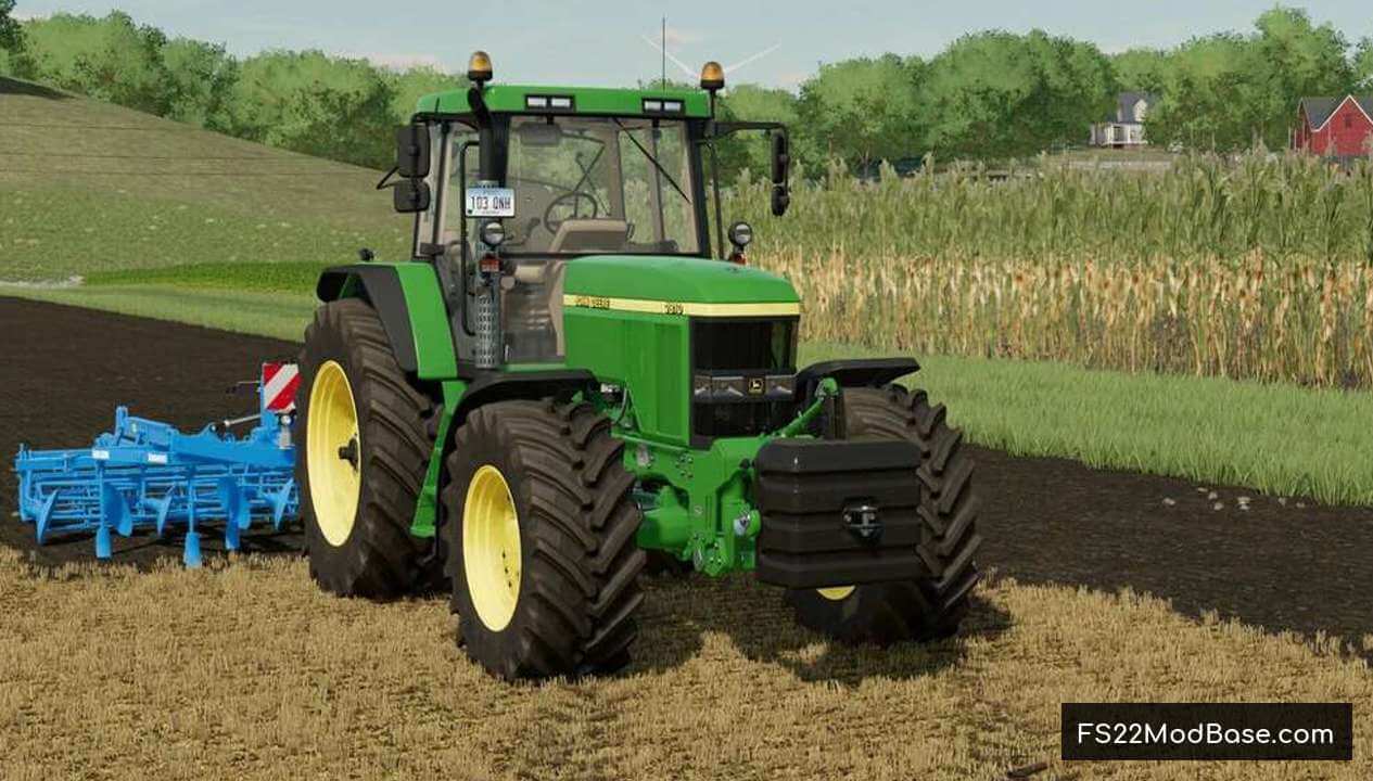 John Deere 7010