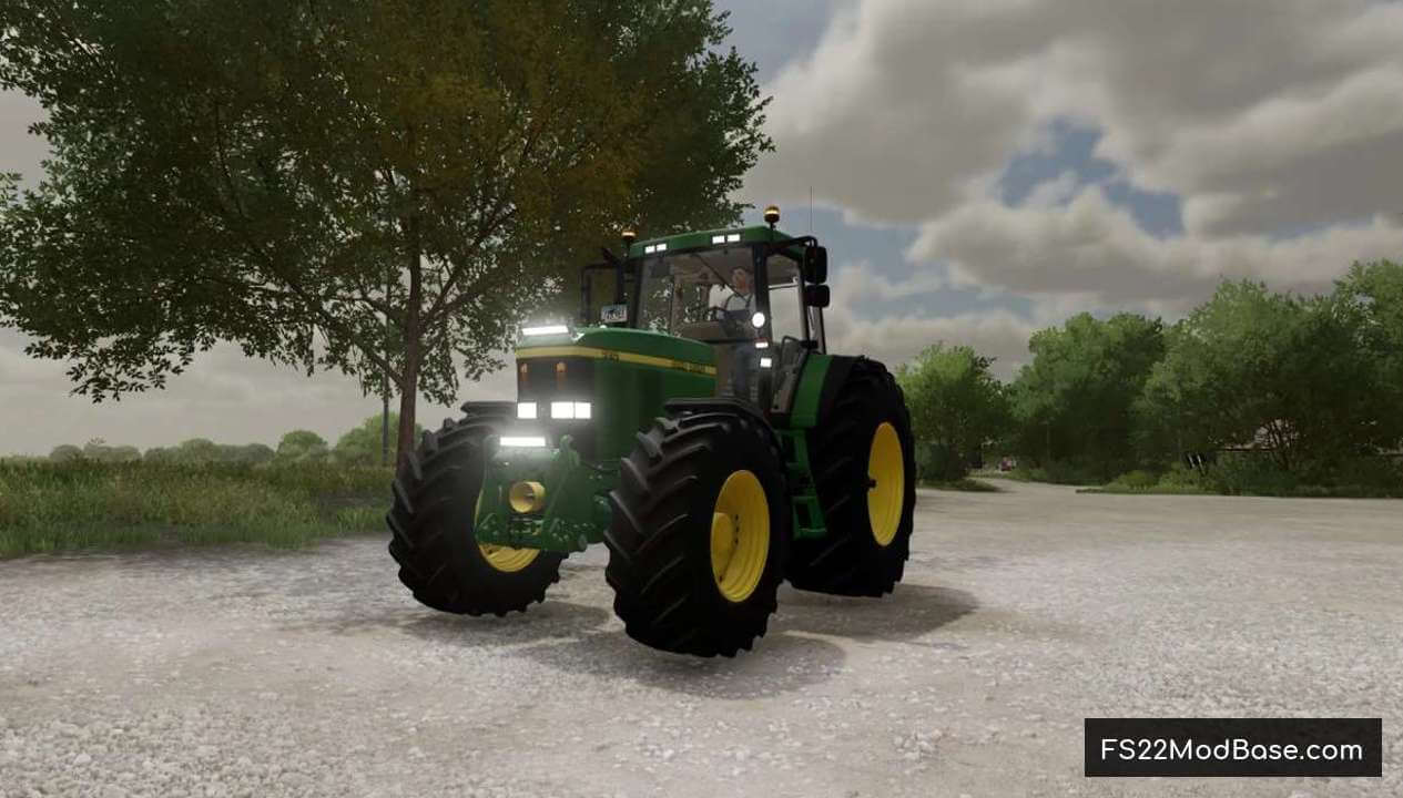 John Deere 7010