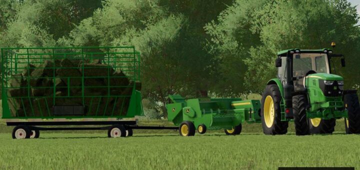 John Deere 348 Baler