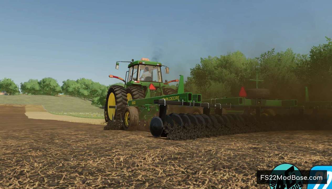 John Deere 630 Disk